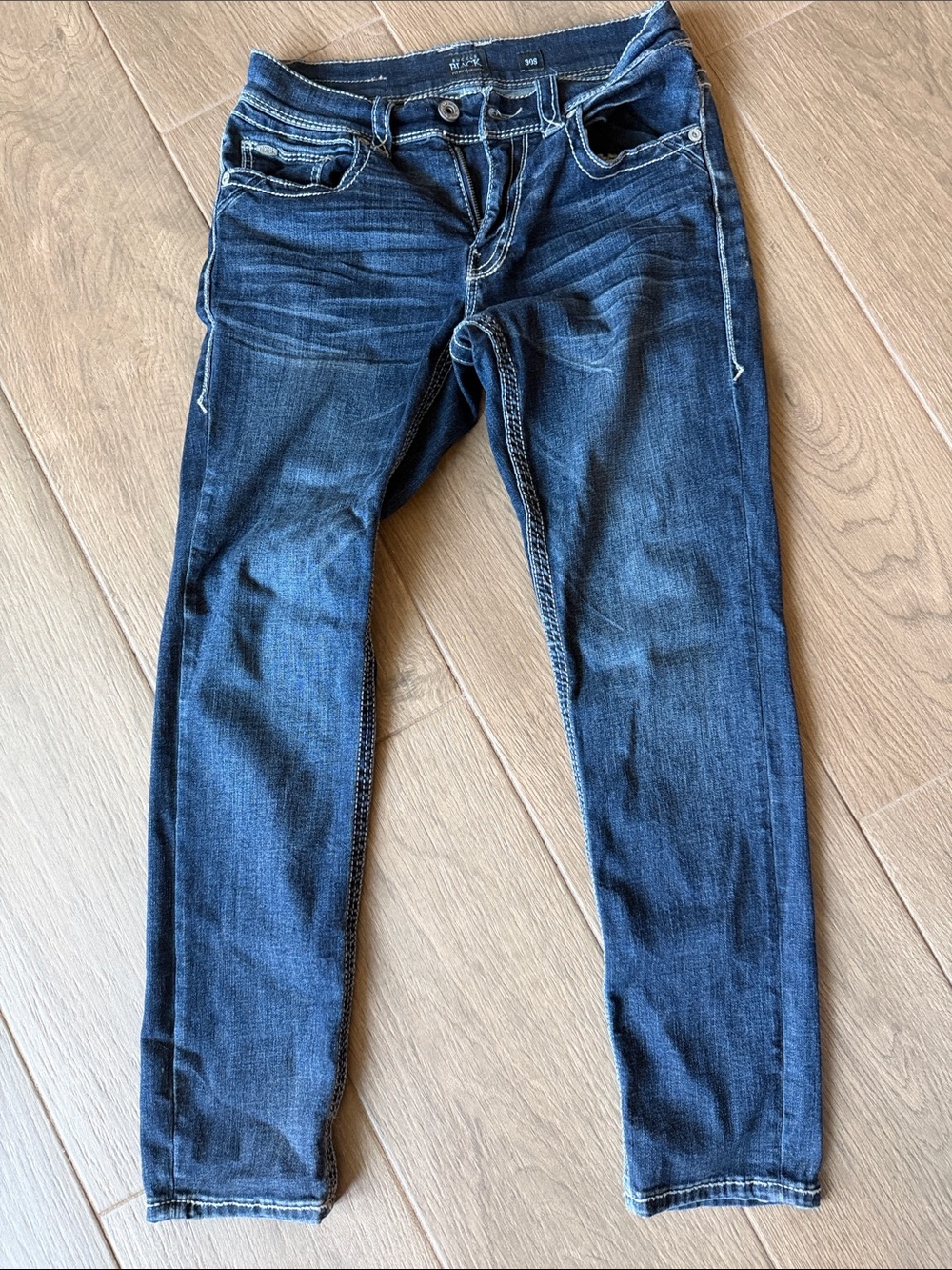 Buckle Slim Straight Jeans in Dark Blue Wash